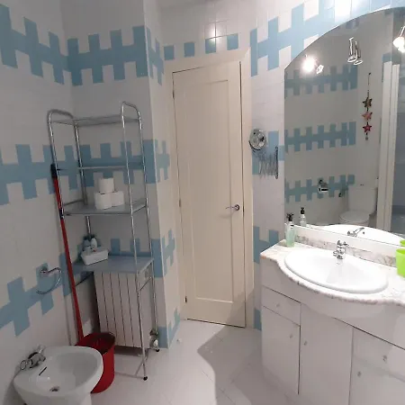 Amplio Y Bonito Piso A Pocos Metros Del Centro ビルバオ